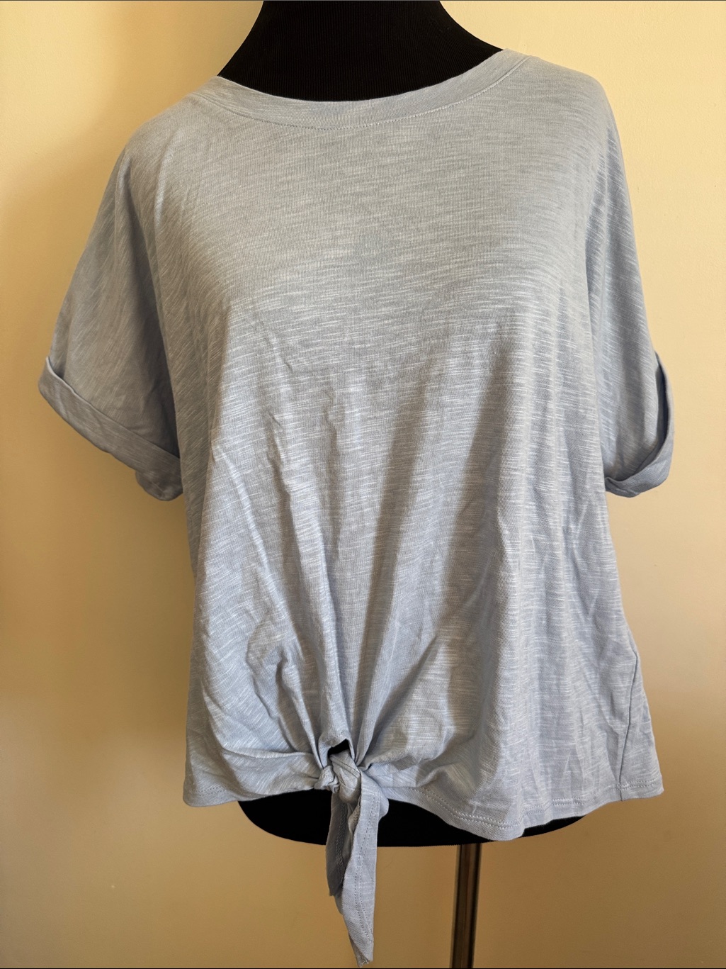 Nwt Skye’s The Limit Petite Tie-Front Cuffed Short Sleeve Ter
